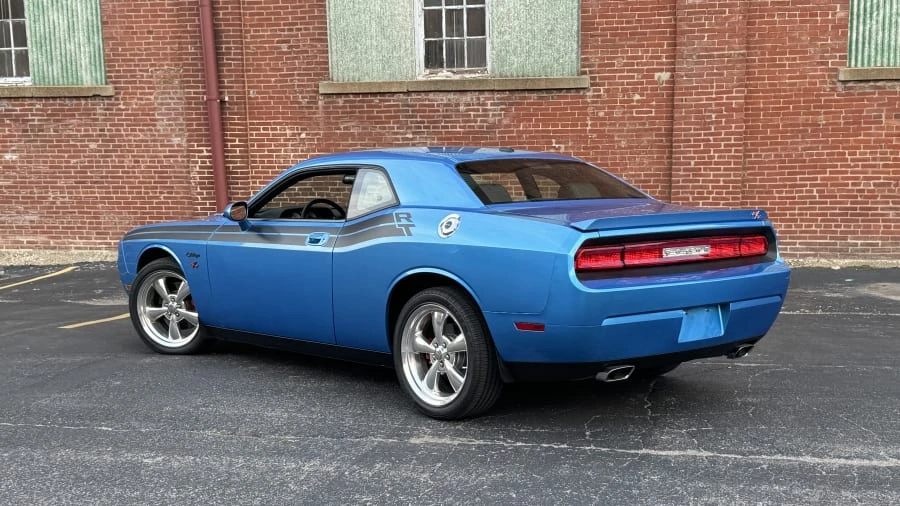 2009 Dodge Challenger 3rd Gen - Image 3 of 19