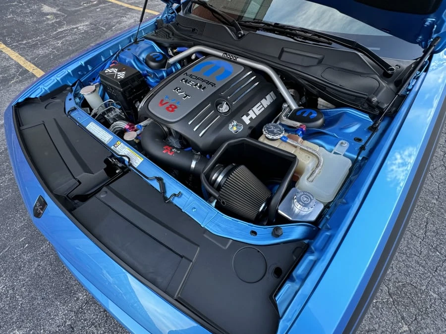 2009 Dodge Challenger 3rd Gen - Image 17 of 19