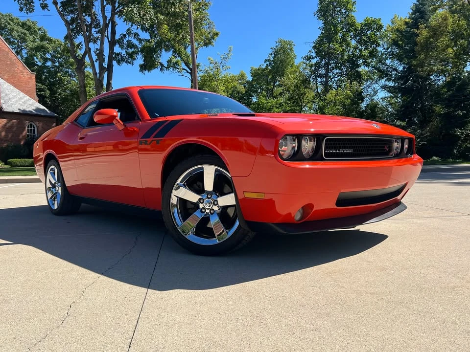 2009 Dodge Challenger 3rd Gen - Image 3 of 20