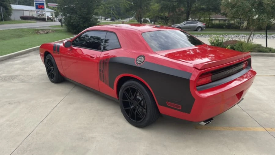 2009 Dodge Challenger 3rd Gen - Image 10 of 12