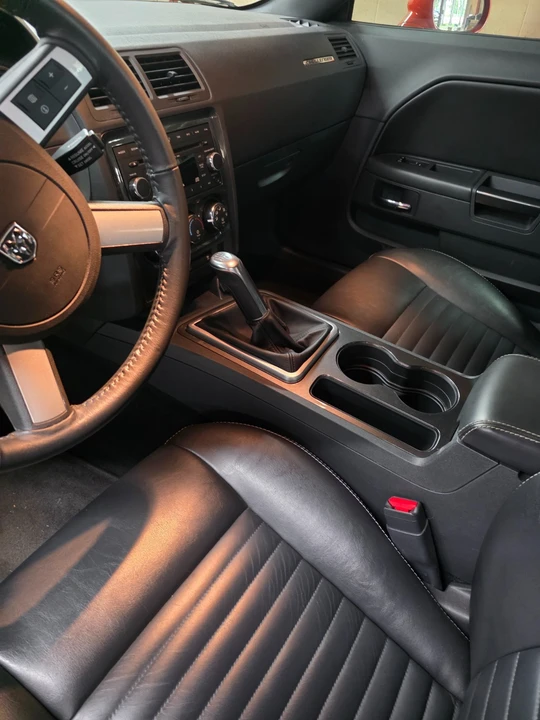 2009 Dodge Challenger 3rd Gen - Image 7 of 31
