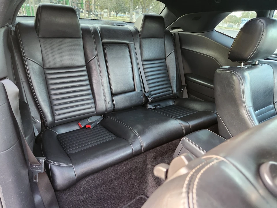 2009 Dodge Challenger 3rd Gen - Image 17 of 21