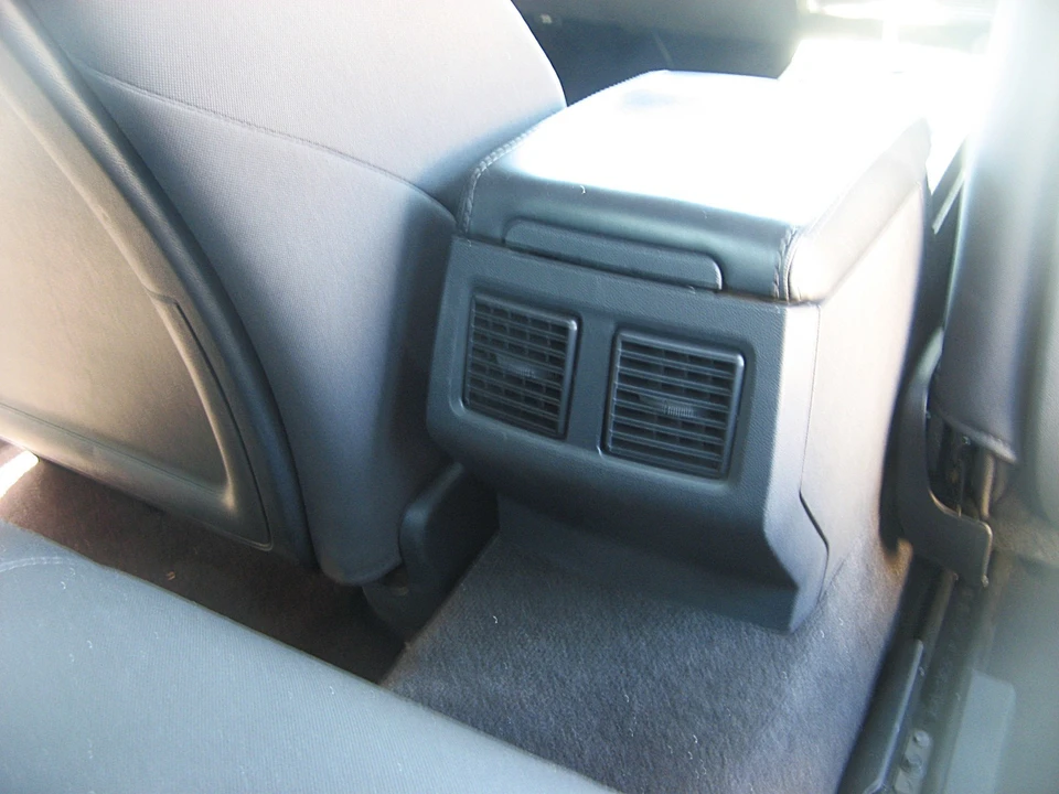 2009 Dodge Challenger 3rd Gen - Image 17 of 21