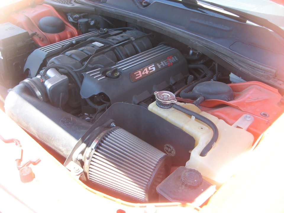 2009 Dodge Challenger 3rd Gen - Image 18 of 20