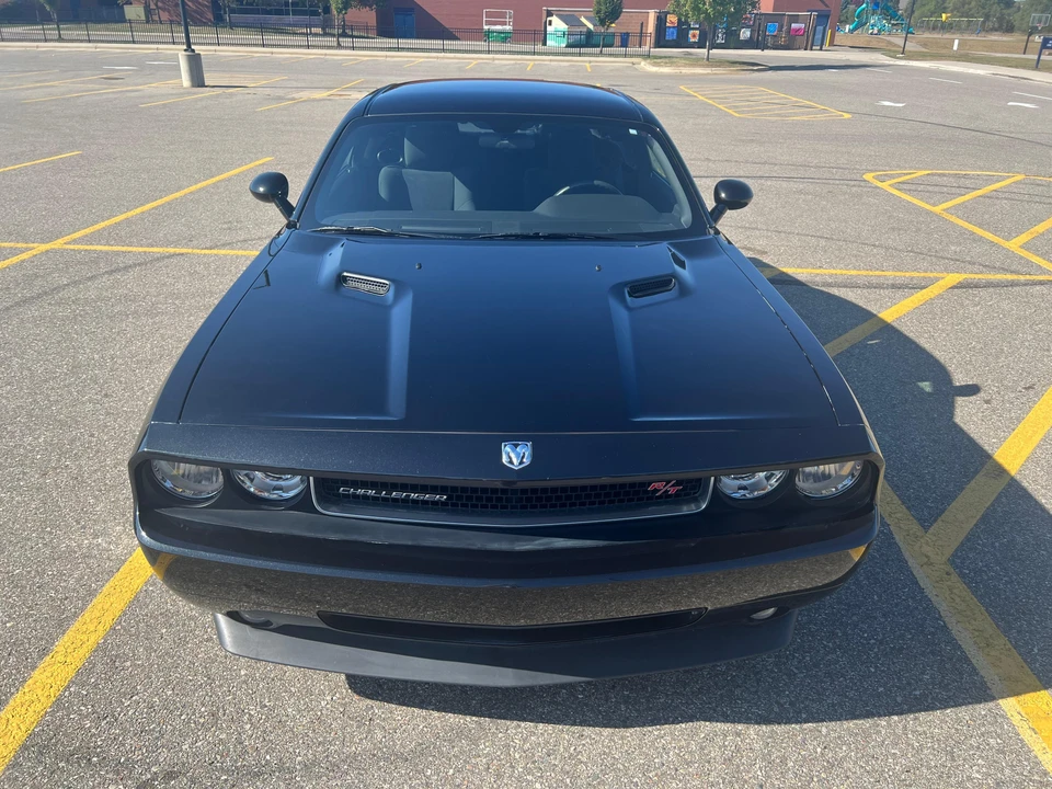 2009 Dodge Challenger 3rd Gen - Image 6 of 31