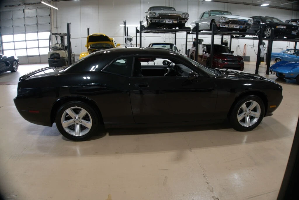 2009 Dodge Challenger 3rd Gen - Image 5 of 12