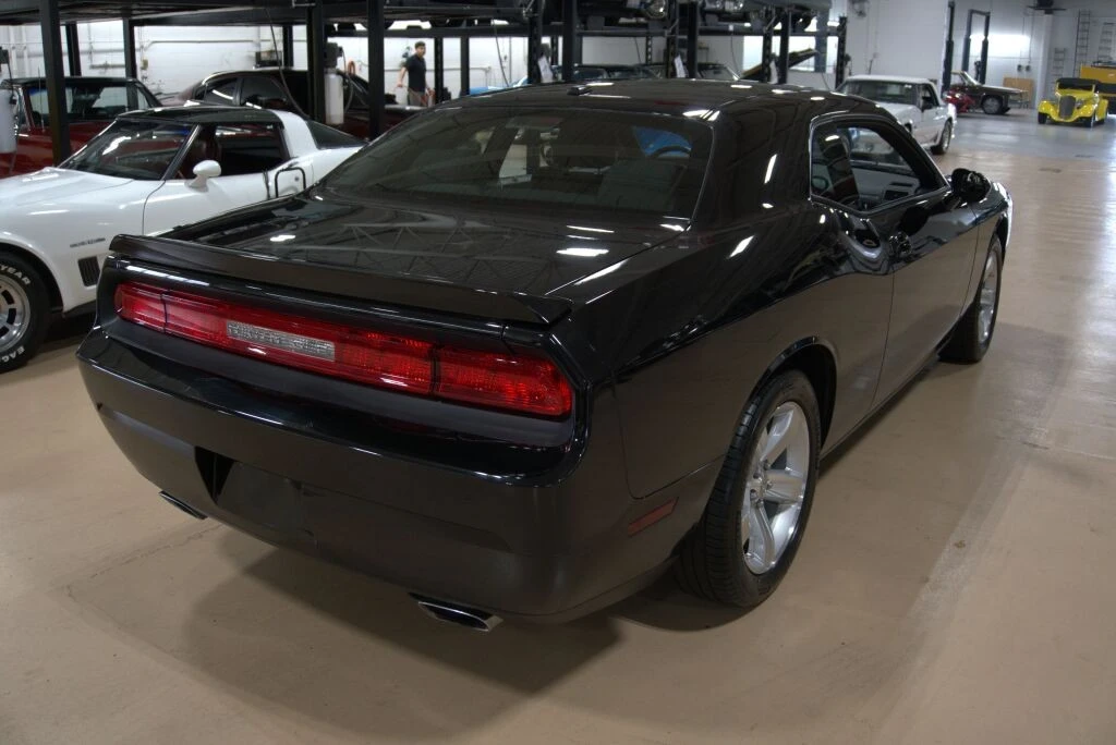 2009 Dodge Challenger 3rd Gen - Image 4 of 12