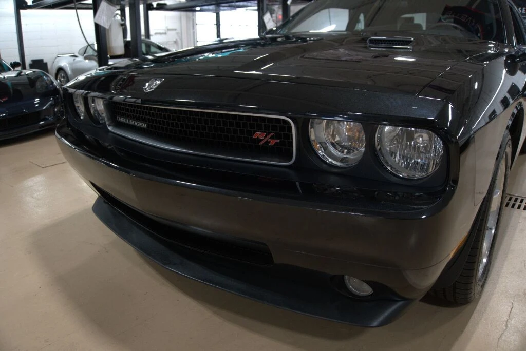 2009 Dodge Challenger 3rd Gen - Image 9 of 12