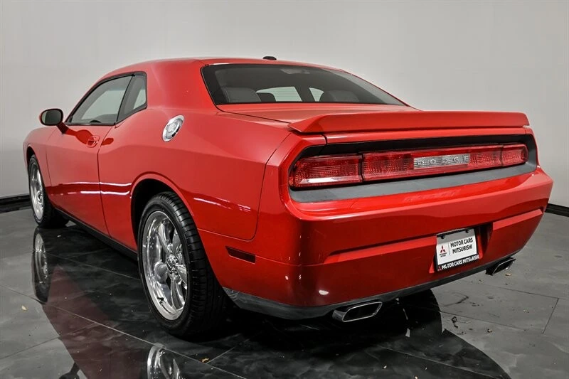 2009 Dodge Challenger 3rd Gen - Image 7 of 27