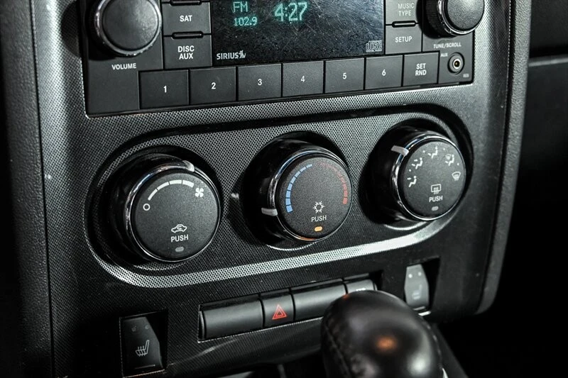 2009 Dodge Challenger 3rd Gen - Image 25 of 27