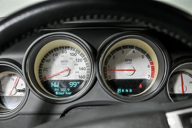 2009 Dodge Challenger 3rd Gen - Image 20 of 27