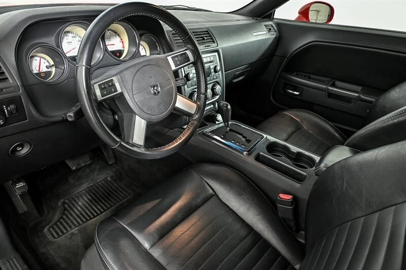 2009 Dodge Challenger 3rd Gen - Image 14 of 27