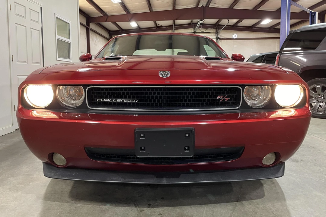 2009 Dodge Challenger 3rd Gen - Image 2 of 28