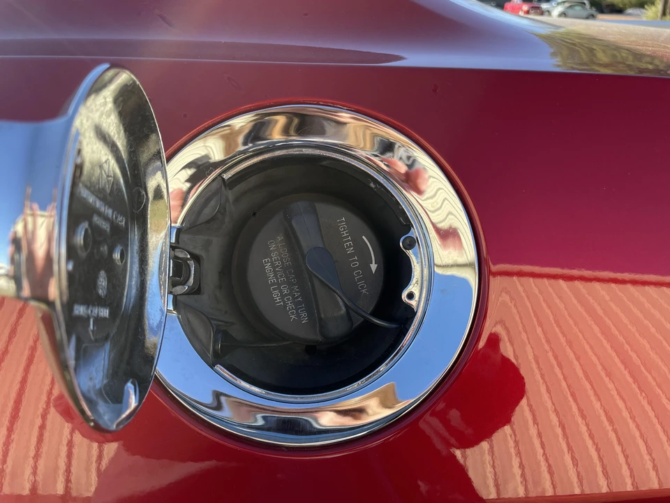 2009 Dodge Challenger 3rd Gen - Image 19 of 28