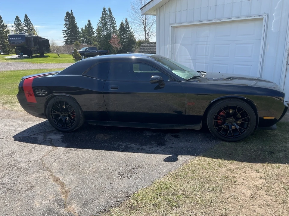 2009 Dodge Challenger 3rd Gen - Image 6 of 17