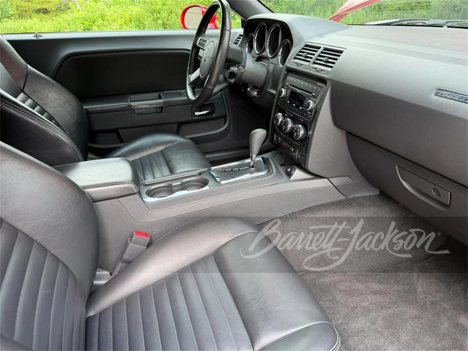 2009 Dodge Challenger 3rd Gen - Image 4 of 5