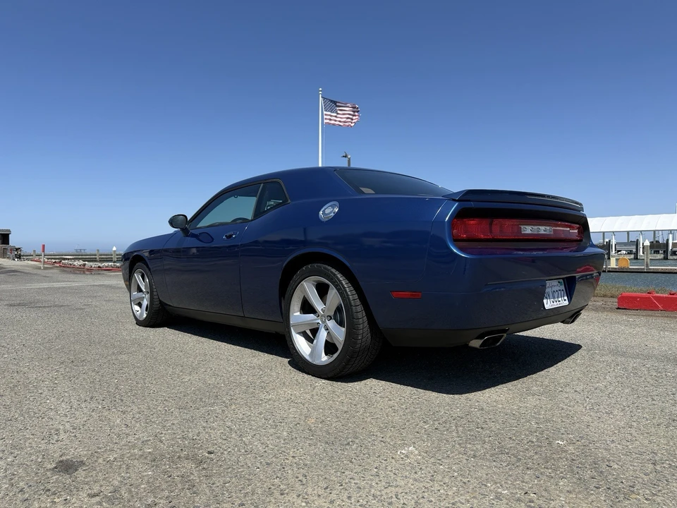 2009 Dodge Challenger 3rd Gen - Image 2 of 24