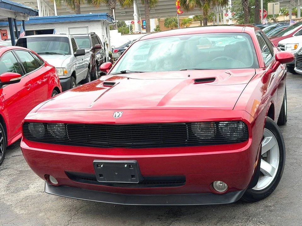 2009 Dodge Challenger 3rd Gen - Image 5 of 31