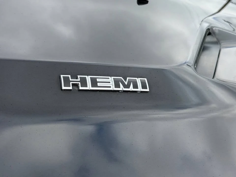 2009 Dodge Challenger 3rd Gen - Image 6 of 20