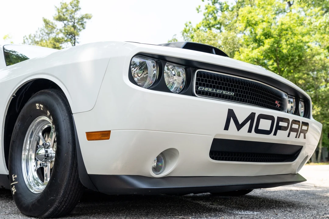 2009 Dodge Challenger SRT8 & 392 3rd Gen - Image 28 of 31