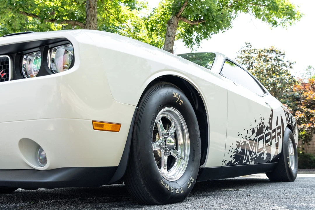 2009 Dodge Challenger SRT8 & 392 3rd Gen - Image 13 of 31