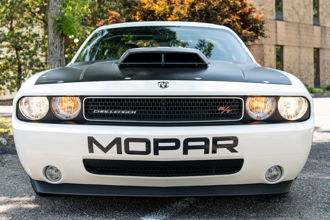 2009 Dodge Challenger SRT8 & 392 3rd Gen - Image 29 of 31