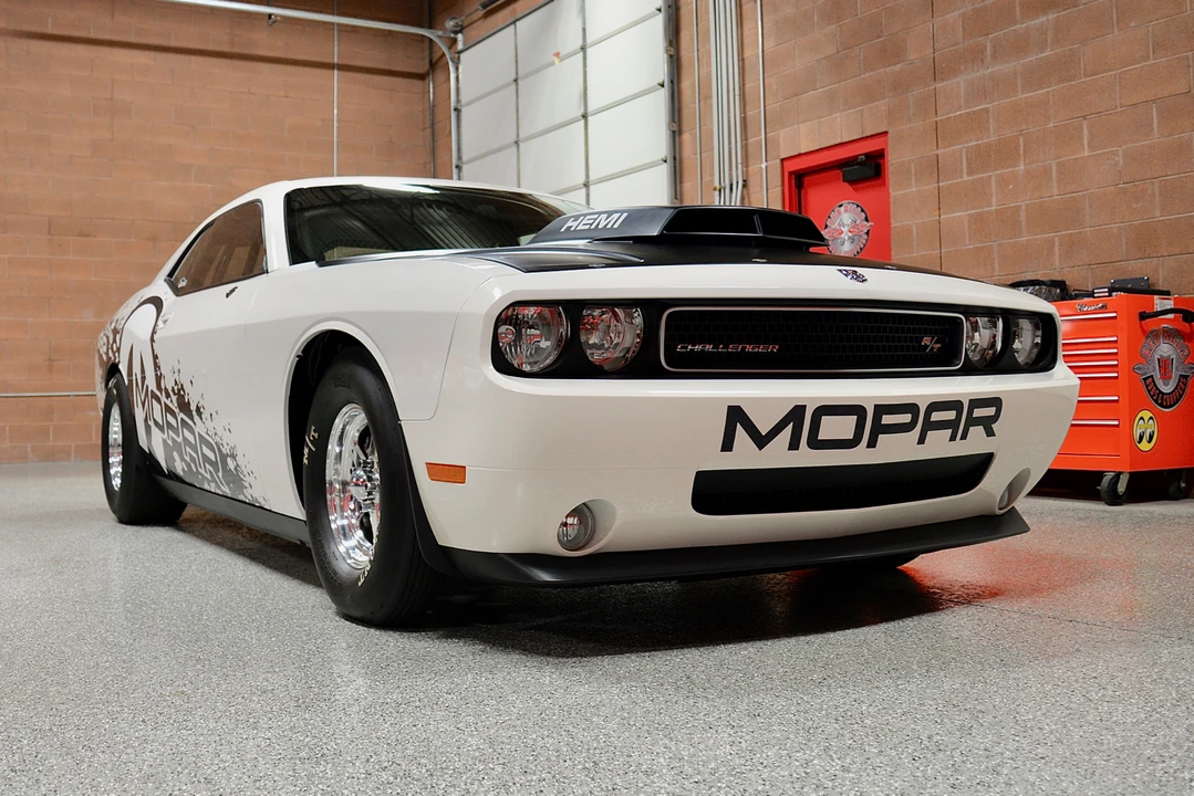 2009 Dodge Challenger SRT8 & 392 3rd Gen - Image 30 of 31