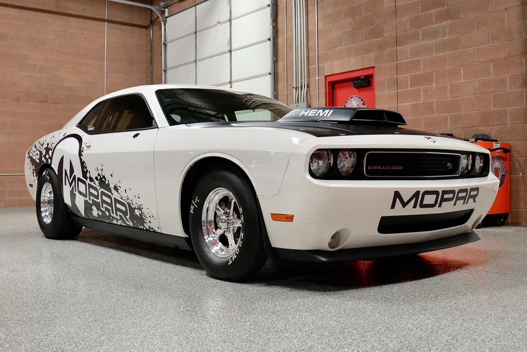 2009 Dodge Challenger SRT8 & 392 3rd Gen - Image 25 of 31