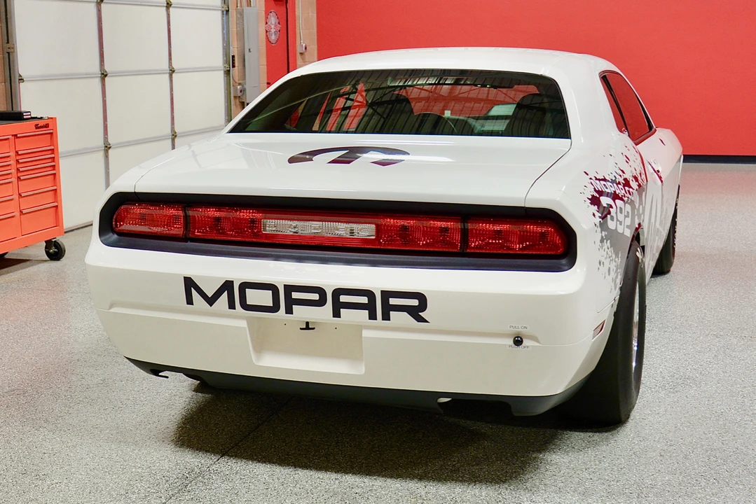 2009 Dodge Challenger SRT8 & 392 3rd Gen - Image 16 of 31