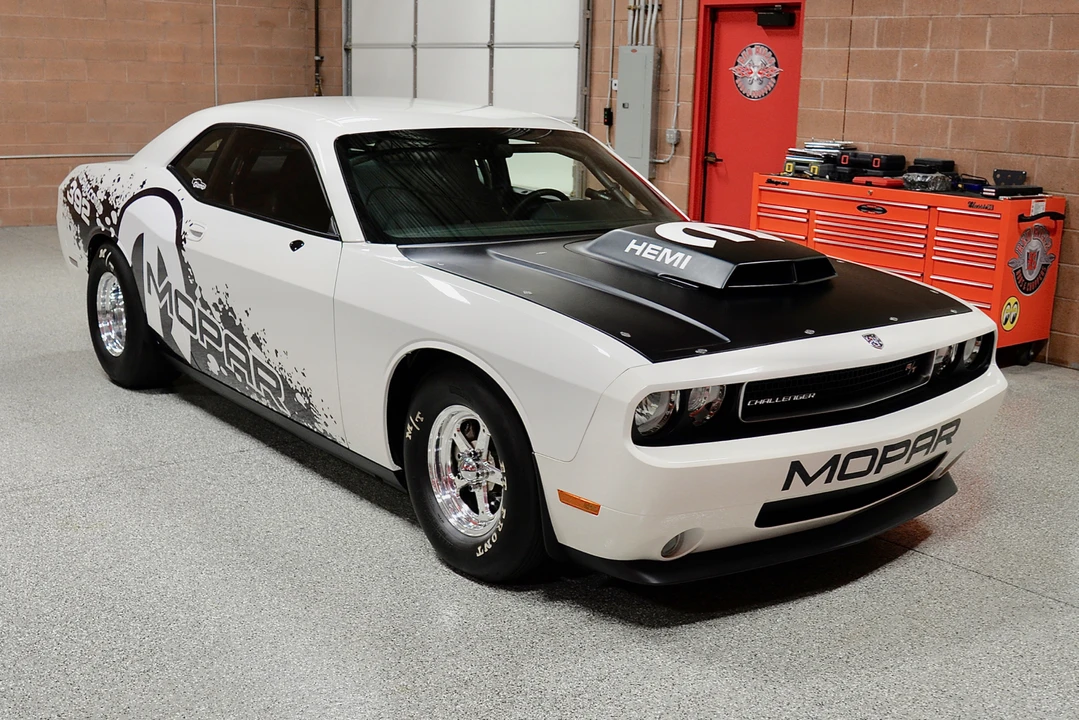 2009 Dodge Challenger SRT8 & 392 3rd Gen - Image 26 of 31