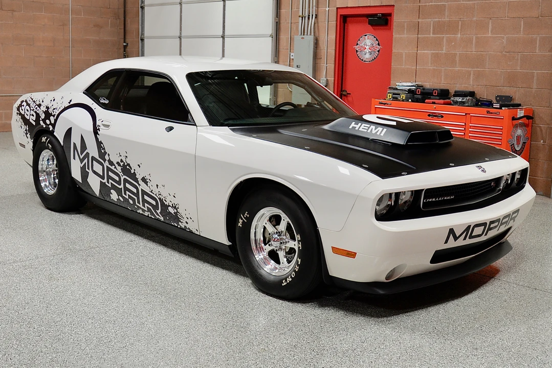 2009 Dodge Challenger SRT8 & 392 3rd Gen - Image 24 of 31