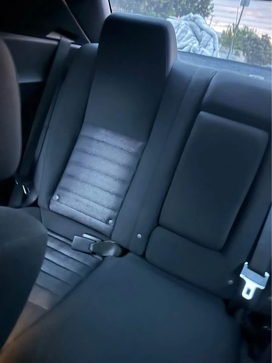 2009 Dodge Challenger 3rd Gen - Image 16 of 17