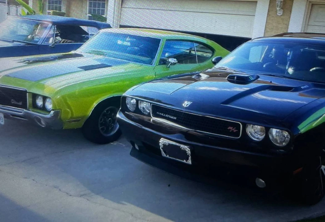 2009 Dodge Challenger 3rd Gen - Image 2 of 10