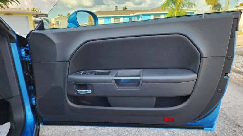 2009 Dodge Challenger 3rd Gen - Image 17 of 25
