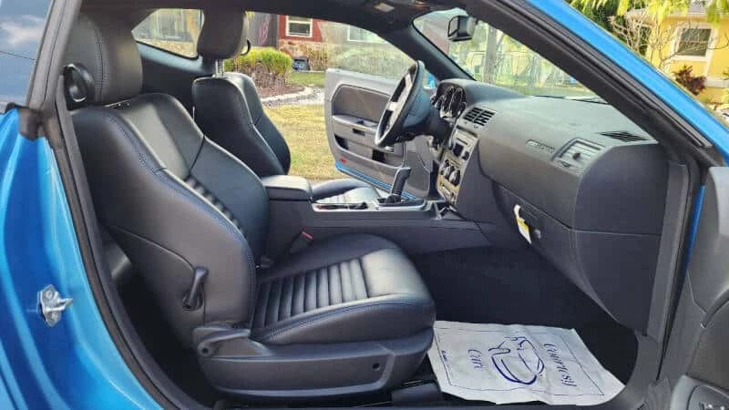 2009 Dodge Challenger 3rd Gen - Image 19 of 25