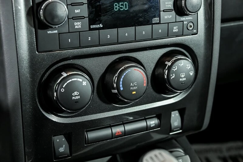 2009 Dodge Challenger 3rd Gen - Image 24 of 27
