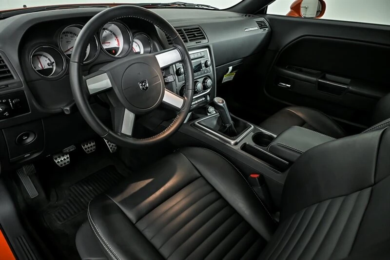 2009 Dodge Challenger 3rd Gen - Image 14 of 27