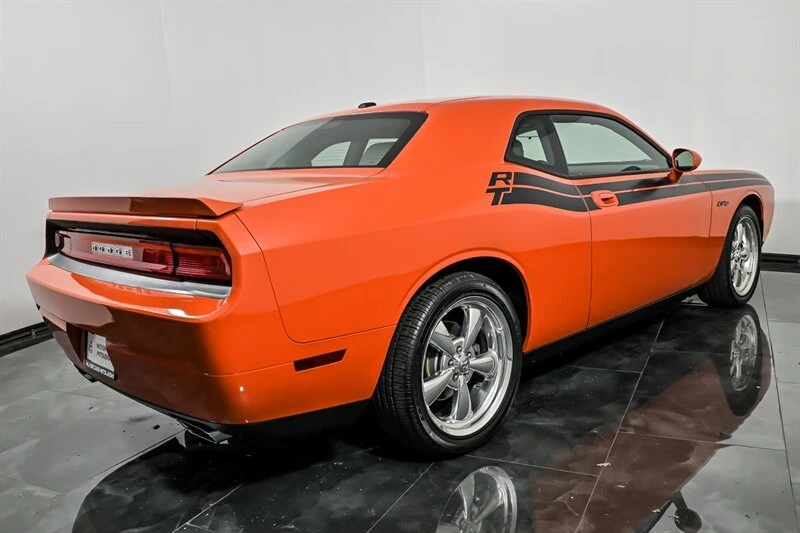2009 Dodge Challenger 3rd Gen - Image 9 of 27