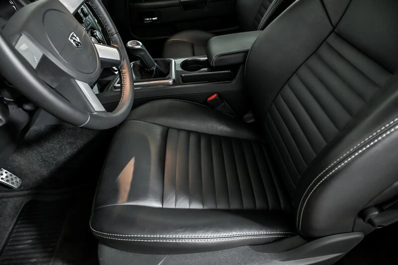 2009 Dodge Challenger 3rd Gen - Image 15 of 27