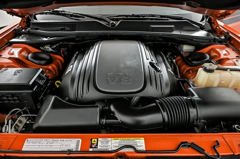 2009 Dodge Challenger 3rd Gen - Image 12 of 27