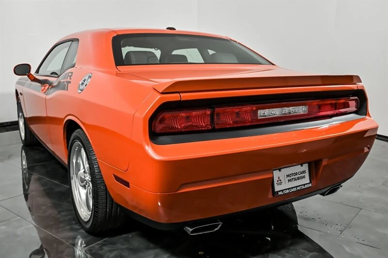 2009 Dodge Challenger 3rd Gen - Image 7 of 27