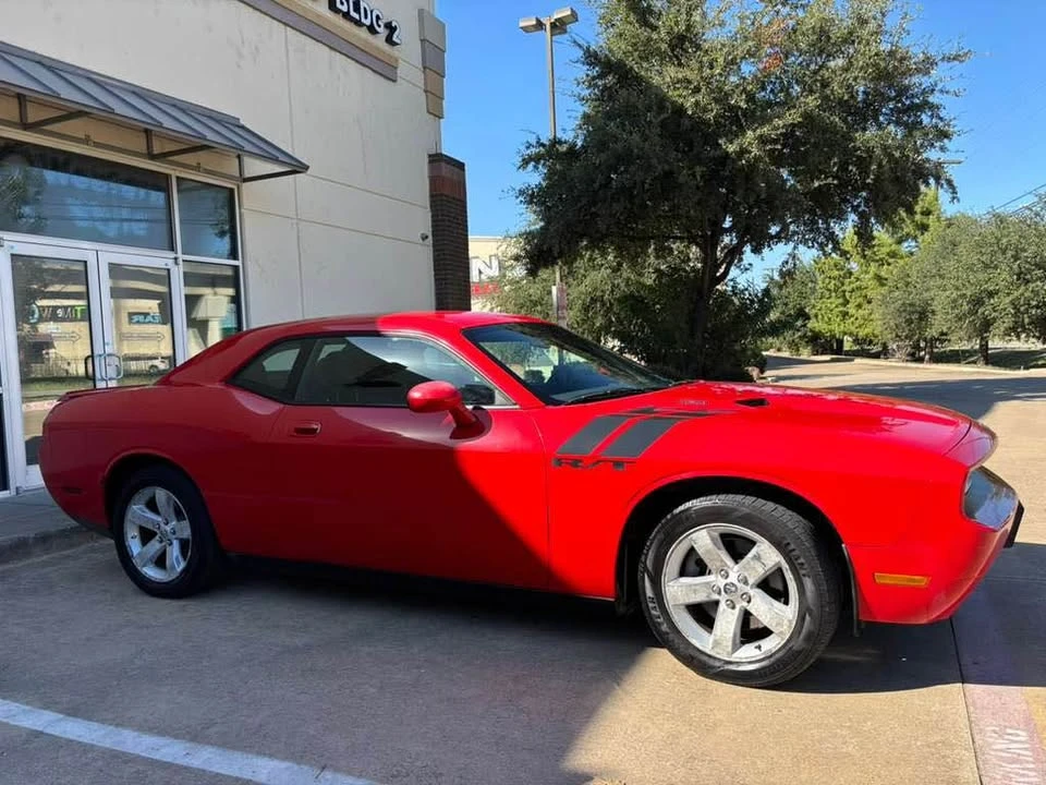 2009 Dodge Challenger 3rd Gen - Image 4 of 12
