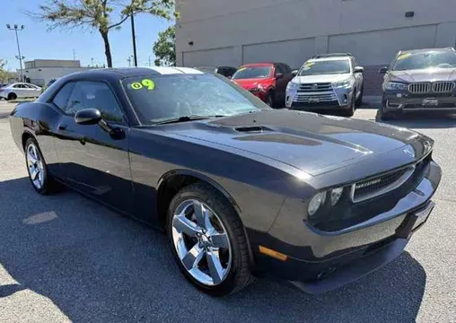 2009 Dodge Challenger R/T Classic Coupe 2D