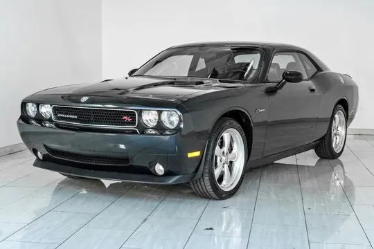 2009 Dodge Challenger R/T Classic Coupe 2D