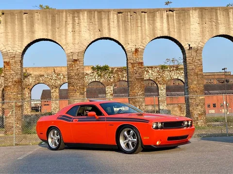 2009 Dodge Challenger R/T Classic Coupe 2D