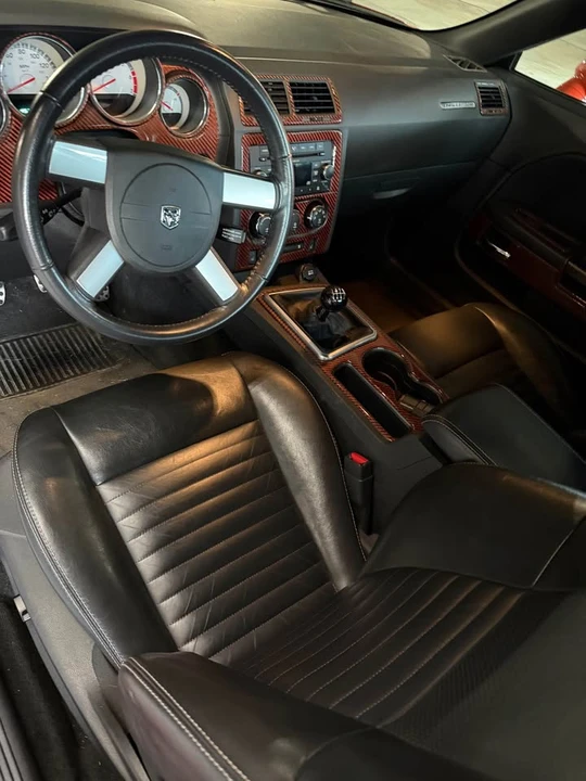 2009 Dodge Challenger 3rd Gen - Image 11 of 13