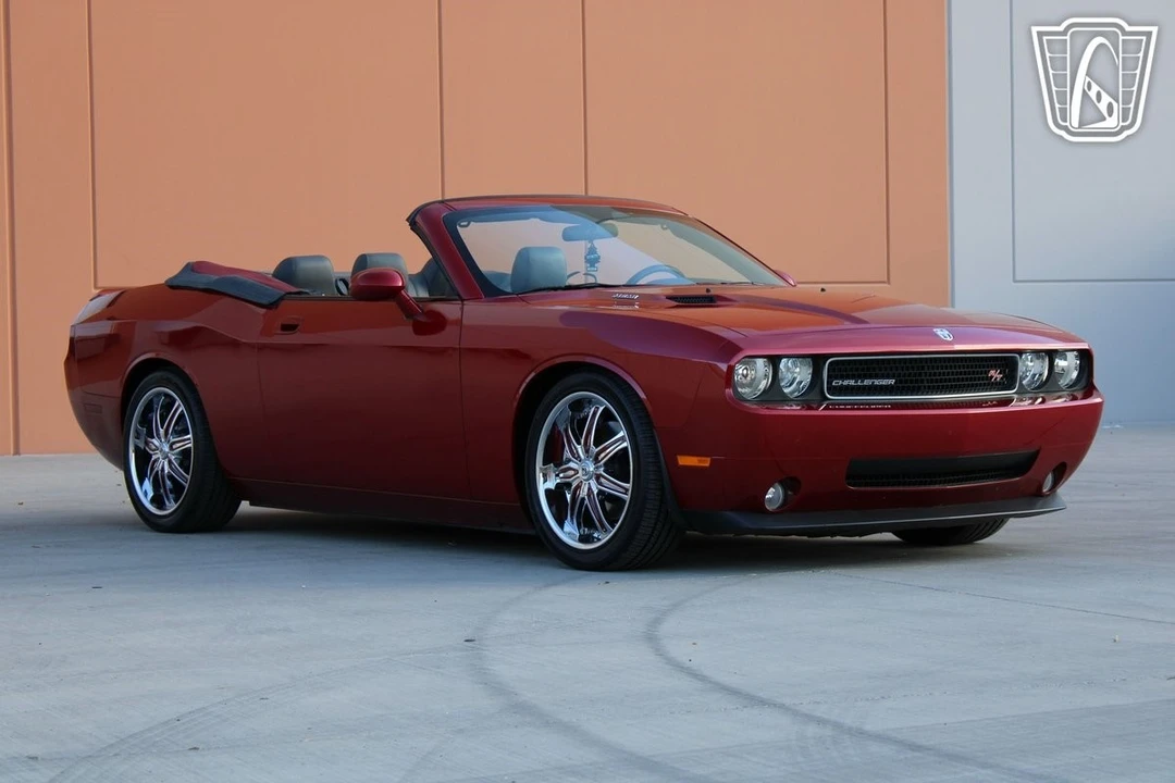 2009 Dodge Challenger 3rd Gen - Image 5 of 12