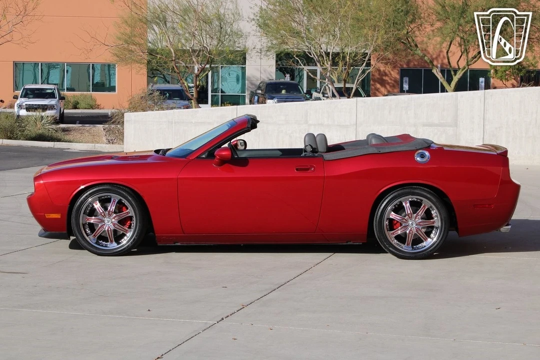 2009 Dodge Challenger 3rd Gen - Image 19 of 21