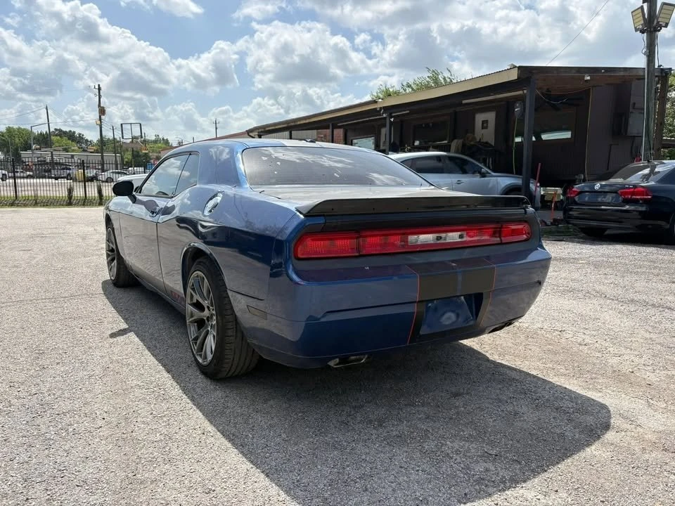 2009 Dodge Challenger 3rd Gen - Image 7 of 9