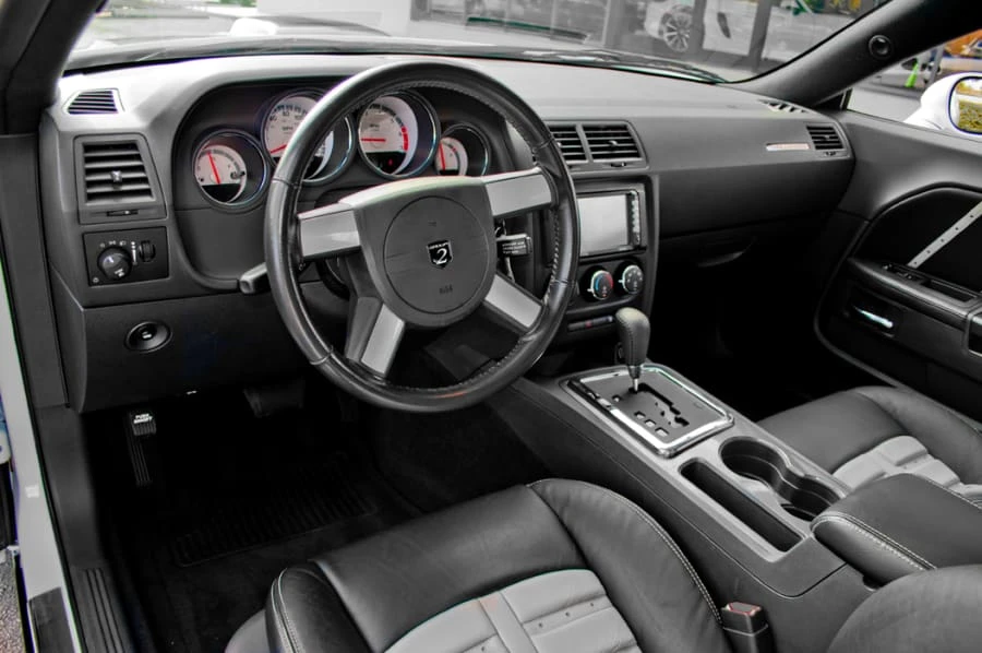 2009 Dodge Challenger 3rd Gen - Image 6 of 12
